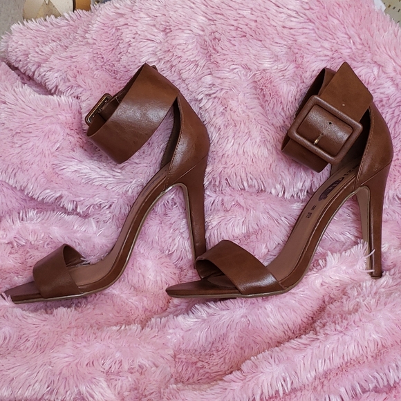 Rue21 Shoes - 👠NWOT👠 Heeled Sandals